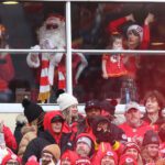 Taylor Swift spends Christmas Day applauding Travis Kelce at Chiefs game